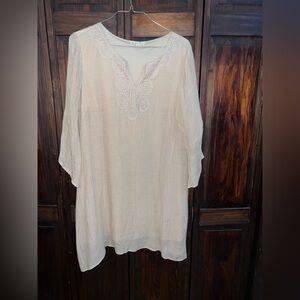 Chic Cream Embroidered‎ Tunic
